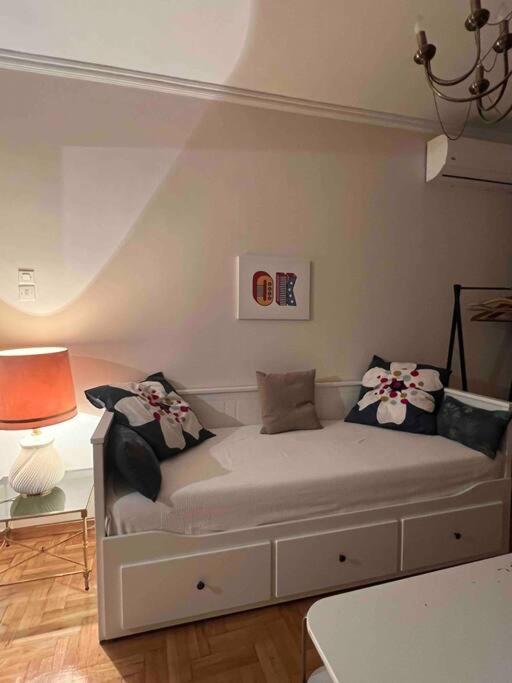 4Th Floor Cosy Apartment In Metaxourgeio Athens Ngoại thất bức ảnh