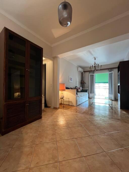 4Th Floor Cosy Apartment In Metaxourgeio Athens Ngoại thất bức ảnh