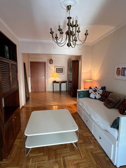 4Th Floor Cosy Apartment In Metaxourgeio Athens Ngoại thất bức ảnh